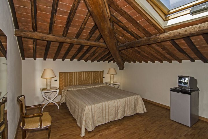 Room 7 of 21