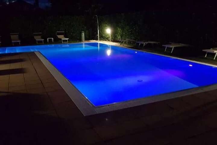 Hotel Pool