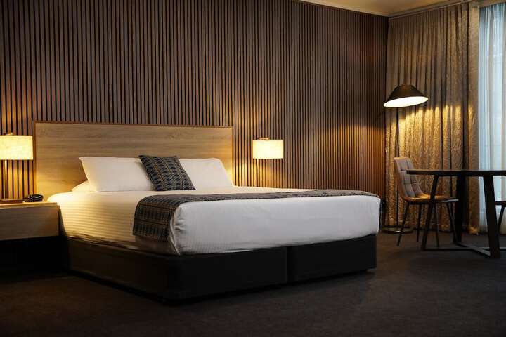 Room 16 of 47