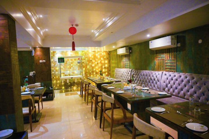 Dining 98 of 130