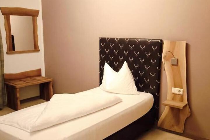 Room 20 of 59