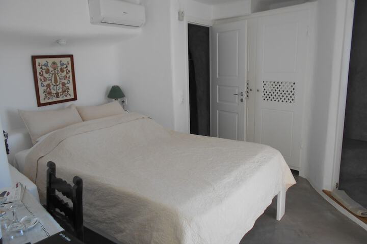 Room 5 of 70