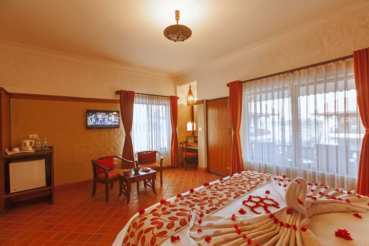 Room 4 of 49