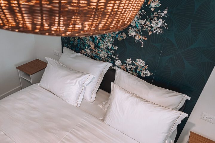 Room 5 of 44