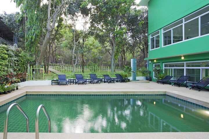 Pool 34 of 39