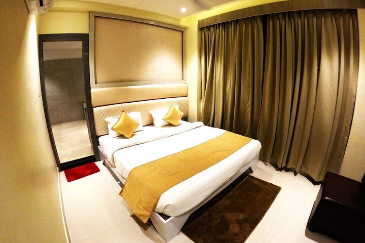 Room 35 of 125