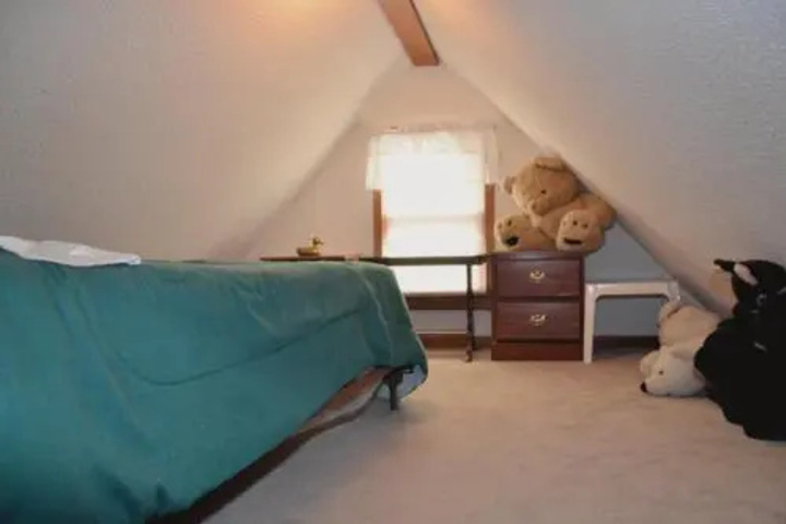 Room 3 of 19