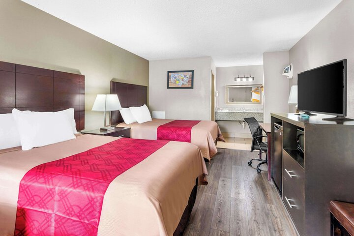Double Bed (6 of 14)