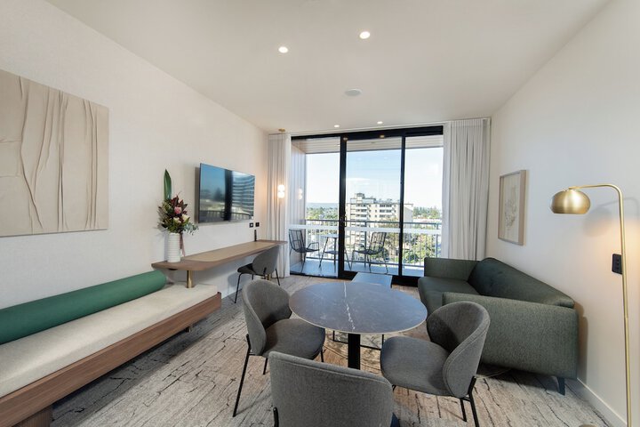 Room 21 of 52