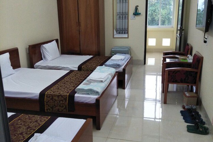 Room 6 of 23