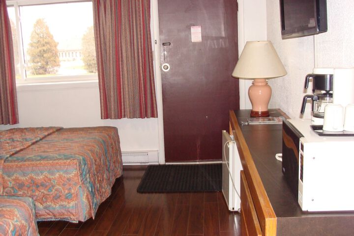 Room 3 of 45