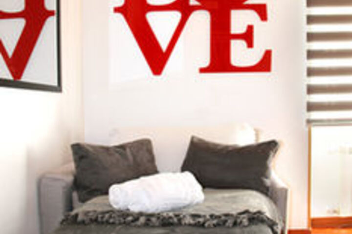 Room 9 of 23