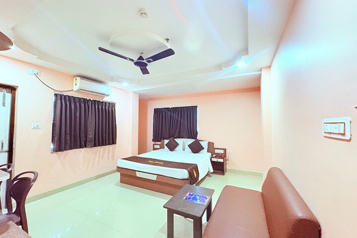 Room 16 of 41