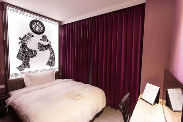 Room 22 of 89