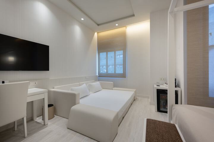 Room 46 of 158
