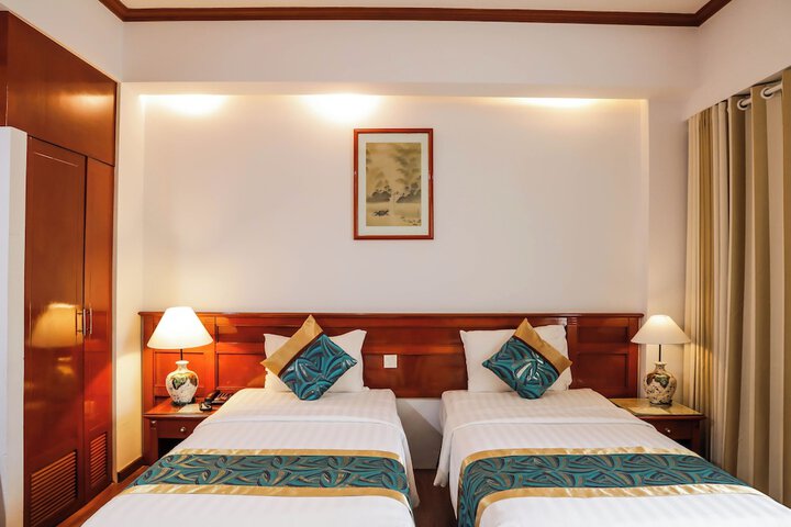 Room 30 of 73