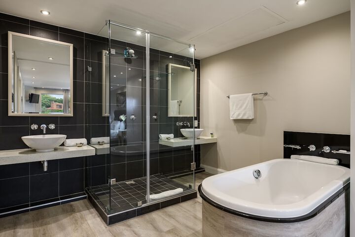 Bath Photo