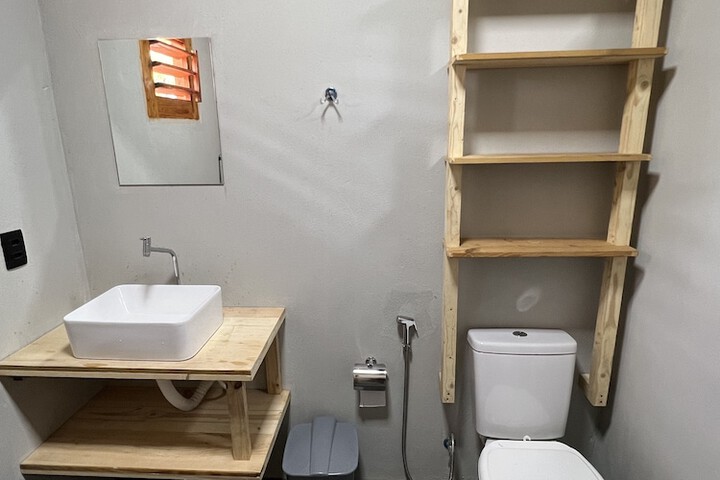 Room 10 of 22