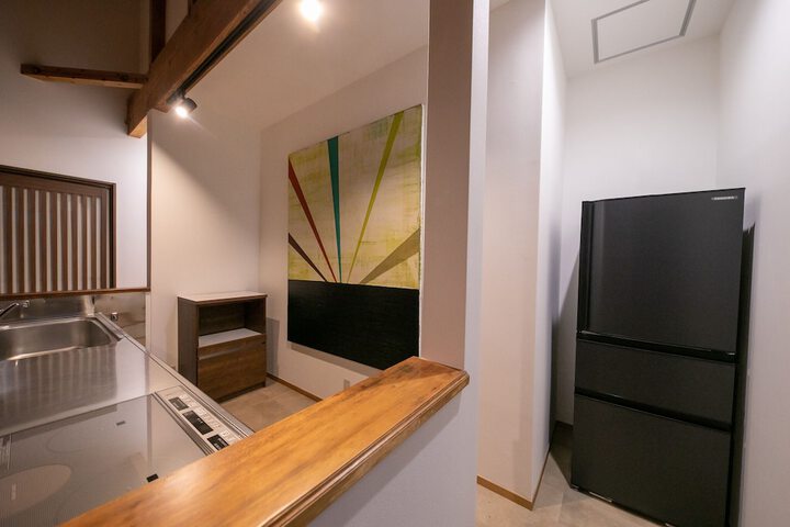 Room 9 of 27