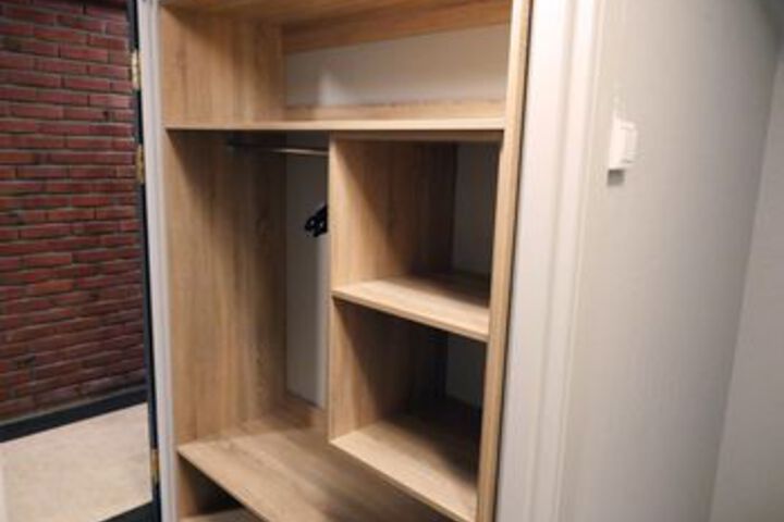 Room 50 of 59