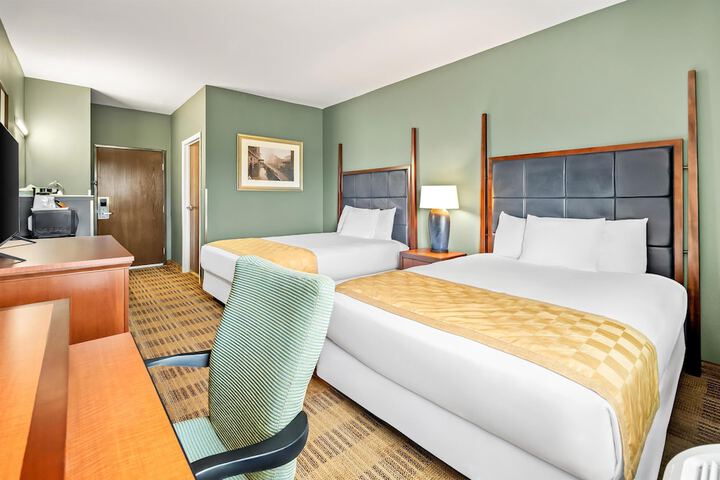Room 15 of 32