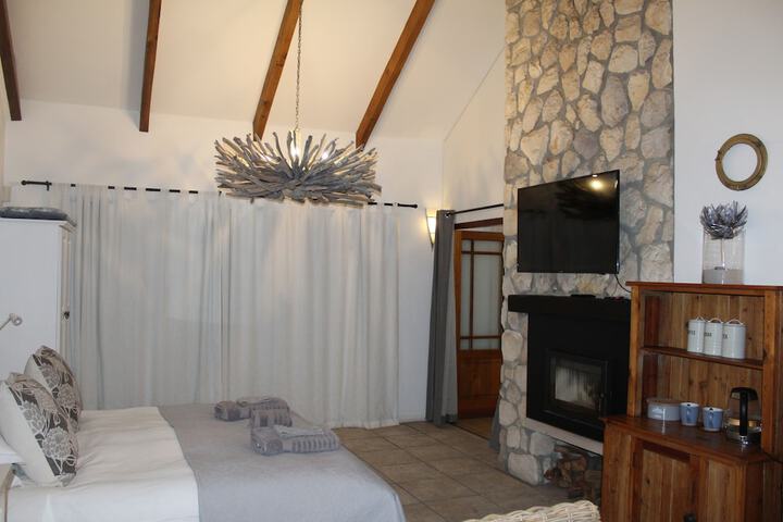 Room 10 of 43