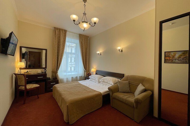 Room 22 of 69