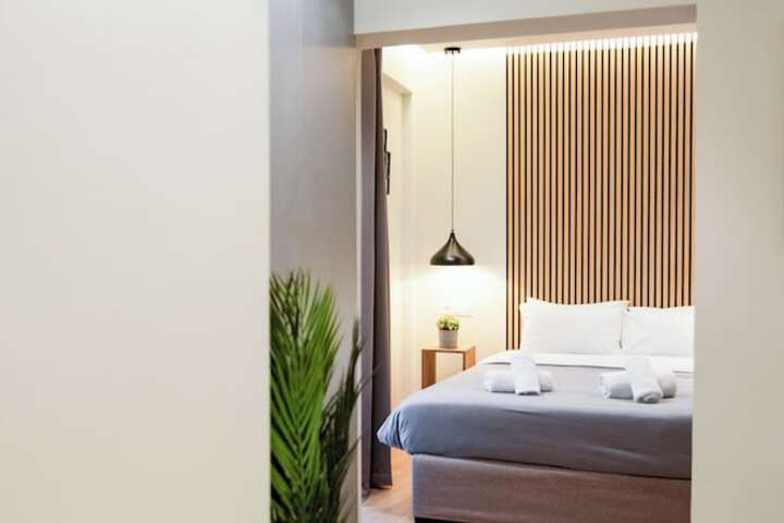 Room 27 of 151