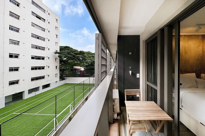 Room 27 of 27