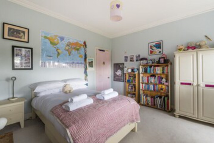 Room 49 of 83