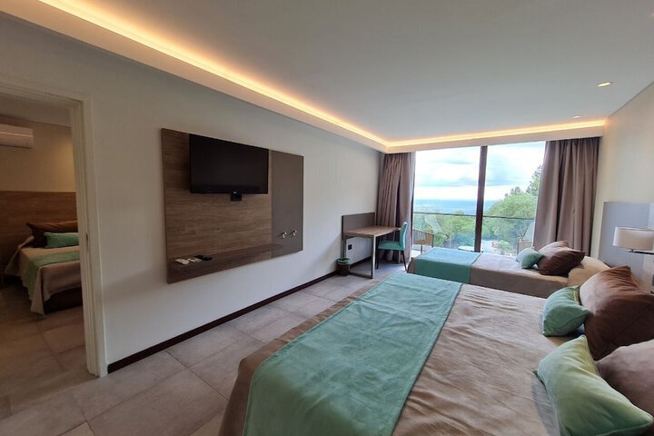 Room 10 of 51