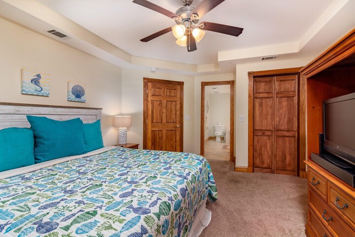 Room 12 of 71