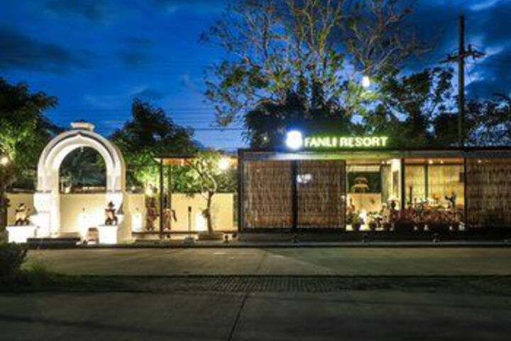 Hotel 40 of 90