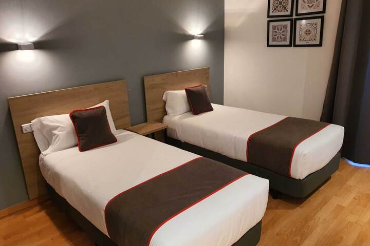 Room 19 of 46
