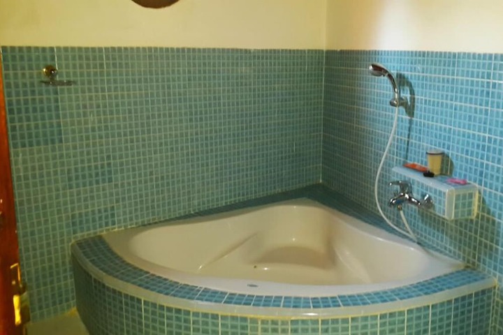Room 17 of 26