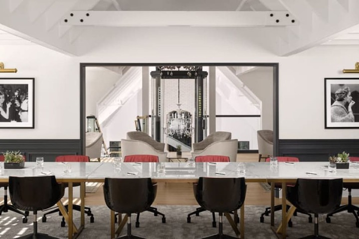 Meeting facility
