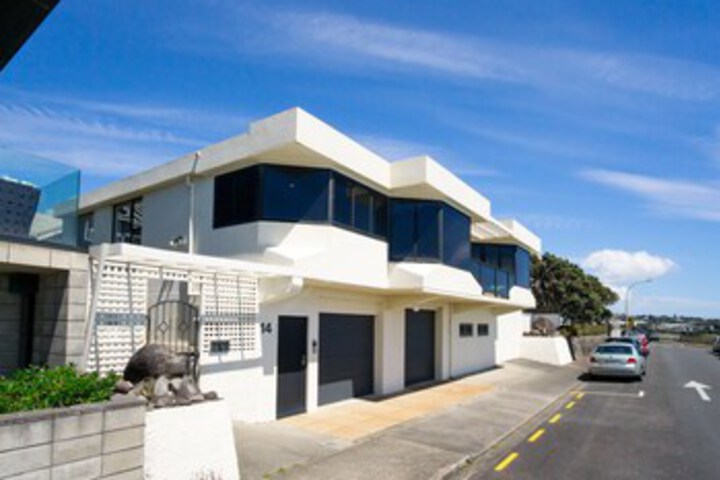 Waterfront on Woolcombe