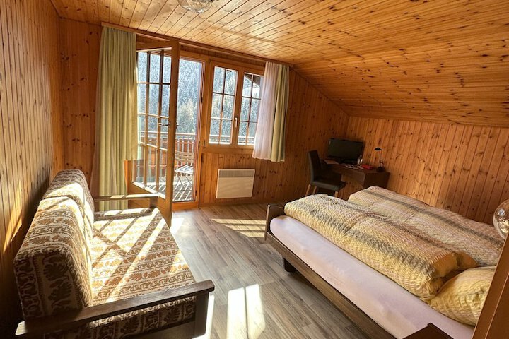 Room 4 of 57