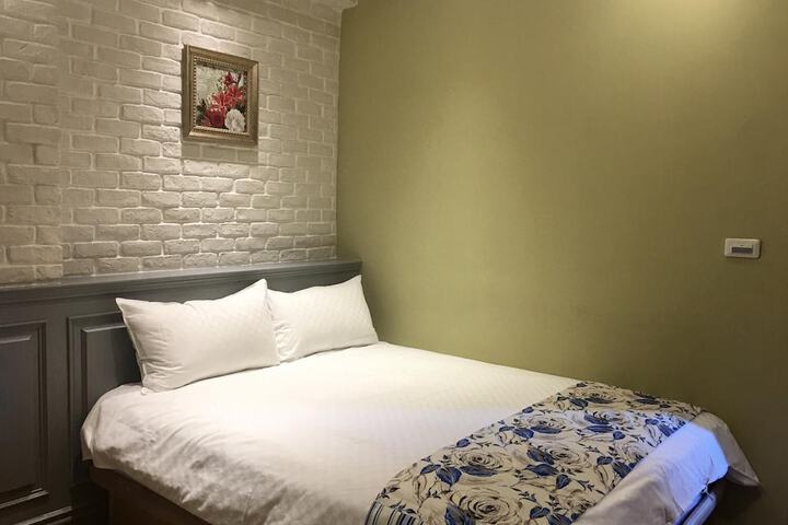 Room 8 of 45
