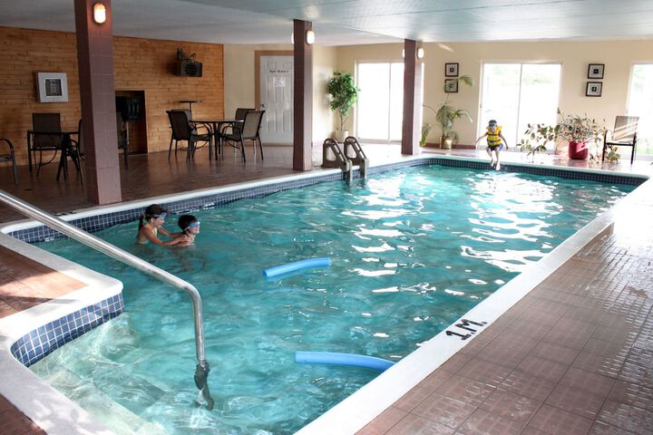 Pool 37 of 60