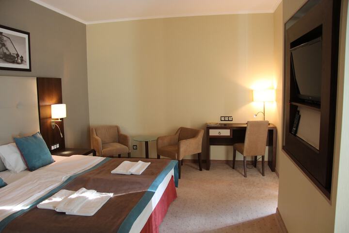 Room 30 of 81