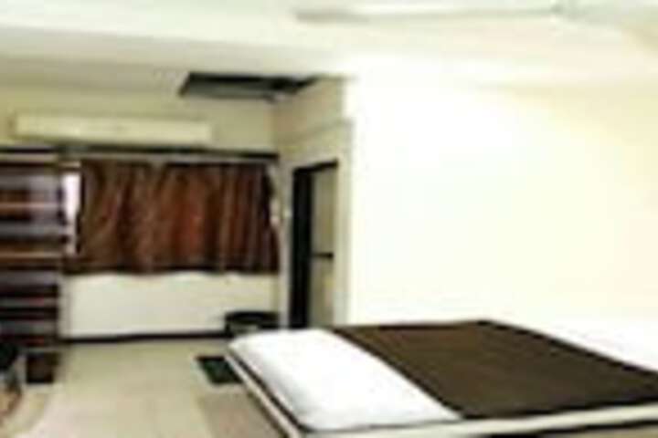 Image of ROOM MAANGTA 122 ANDHERI EAST