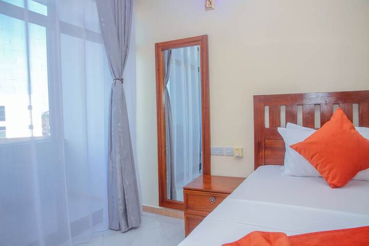 Room 42 of 98