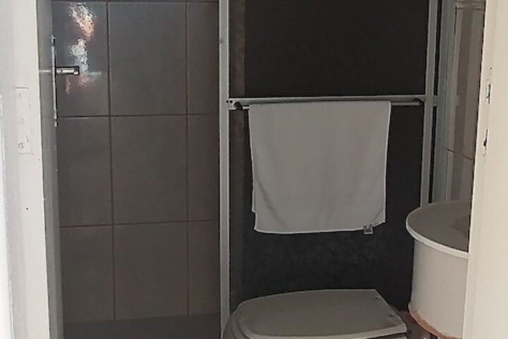 Room 16 of 25