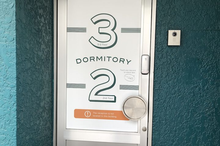 Room 26 of 139