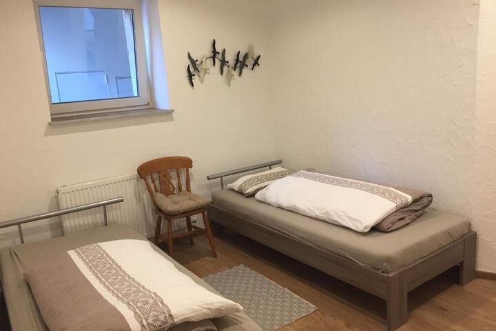 Room 11 of 49