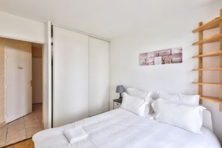 Room 8 of 23