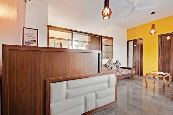 Room 2 of 11