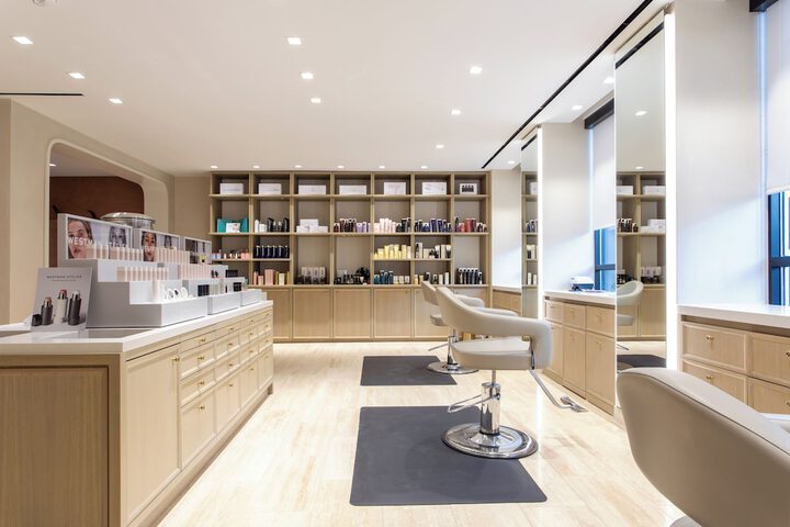 Nail salon
