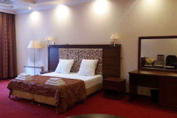 RAUAN HOTEL